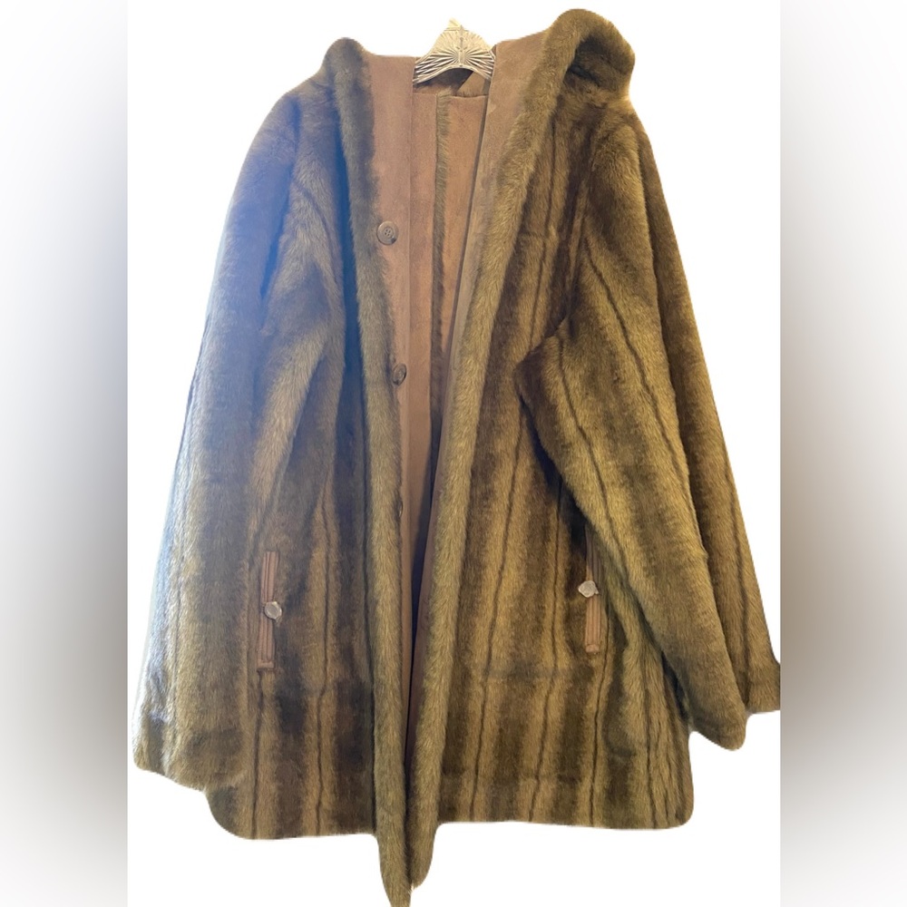 Dennis Basso Faux Fur Women’s Coat Winter Brown Plus 2X New Reversible